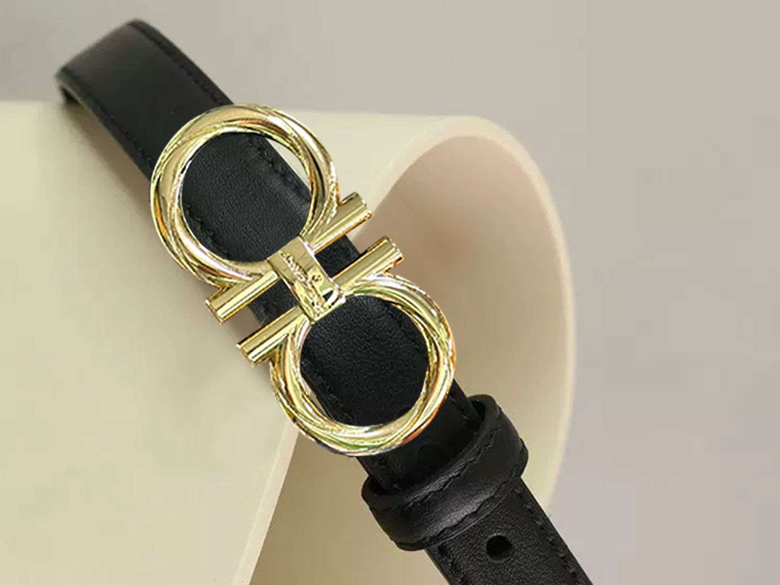 CCbelt Women's Polished Gold Ribbed Double-O Buckle Skinny Belt 2.5 Inches